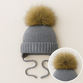 Б-298 Шапочка вязаная с понпоном "енот". серая