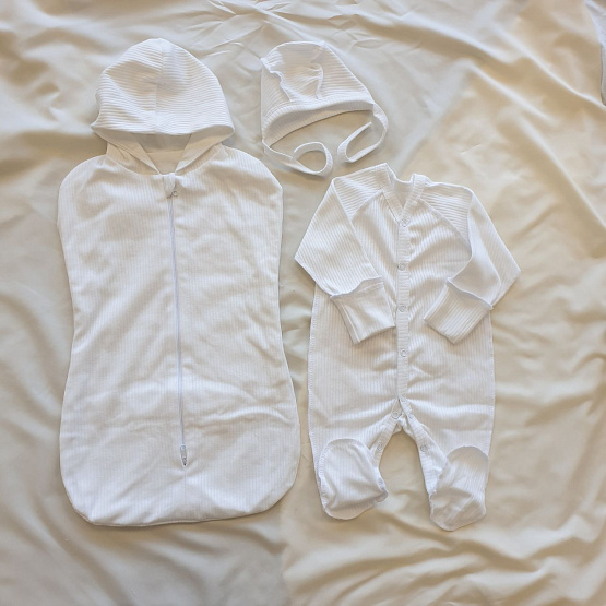 543 Комплект на выписку Счастливый