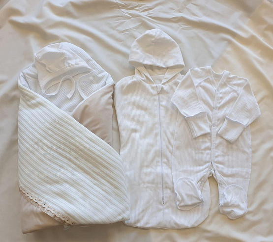 543 Комплект на выписку Счастливый